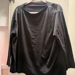 Black Long Sleeve Top (lulu lemon)